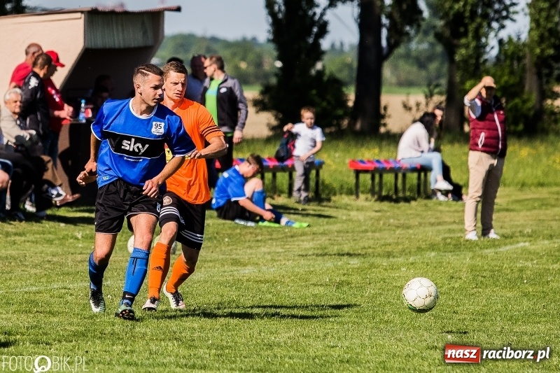 Zdjęcie w galerii na portalu naszraciborz.pl: Pewne zwycięstwo Cyprzanowa w starciu z Wojnowicami wiadomości z regionu