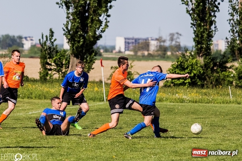 Zdjęcie w galerii na portalu naszraciborz.pl: Pewne zwycięstwo Cyprzanowa w starciu z Wojnowicami wiadomości z regionu