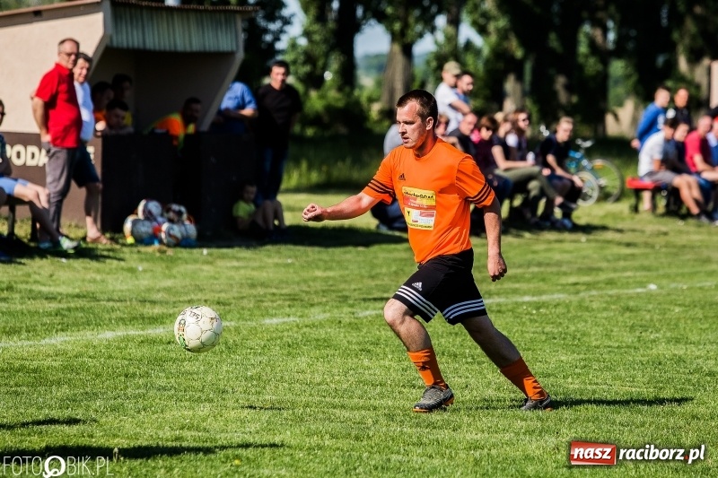 Zdjęcie w galerii na portalu naszraciborz.pl: Pewne zwycięstwo Cyprzanowa w starciu z Wojnowicami wiadomości z regionu
