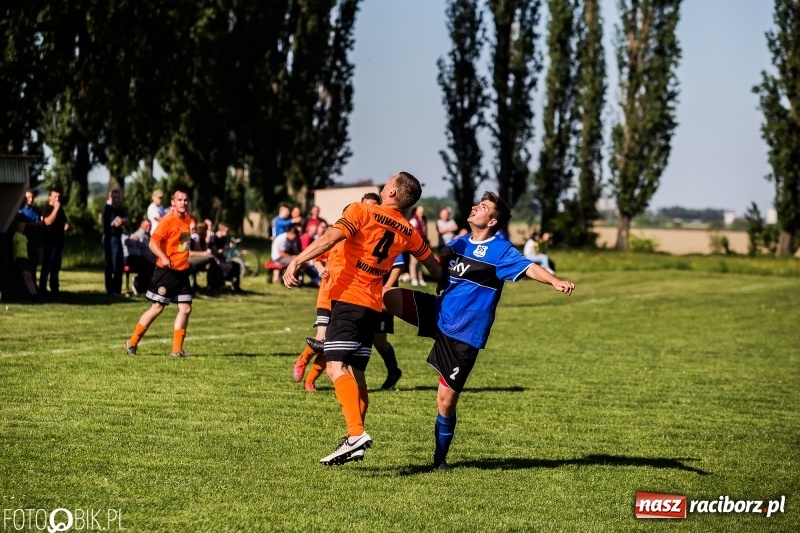 Zdjęcie w galerii na portalu naszraciborz.pl: Pewne zwycięstwo Cyprzanowa w starciu z Wojnowicami wiadomości z regionu