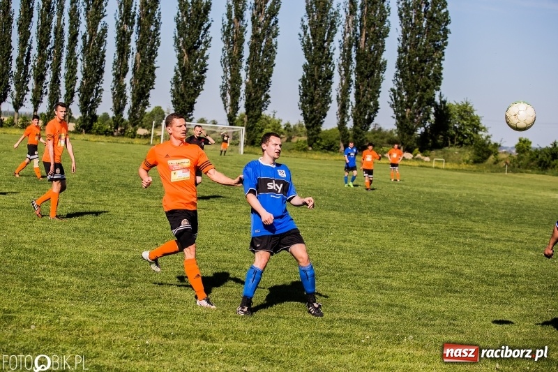 Zdjęcie w galerii na portalu naszraciborz.pl: Pewne zwycięstwo Cyprzanowa w starciu z Wojnowicami wiadomości z regionu
