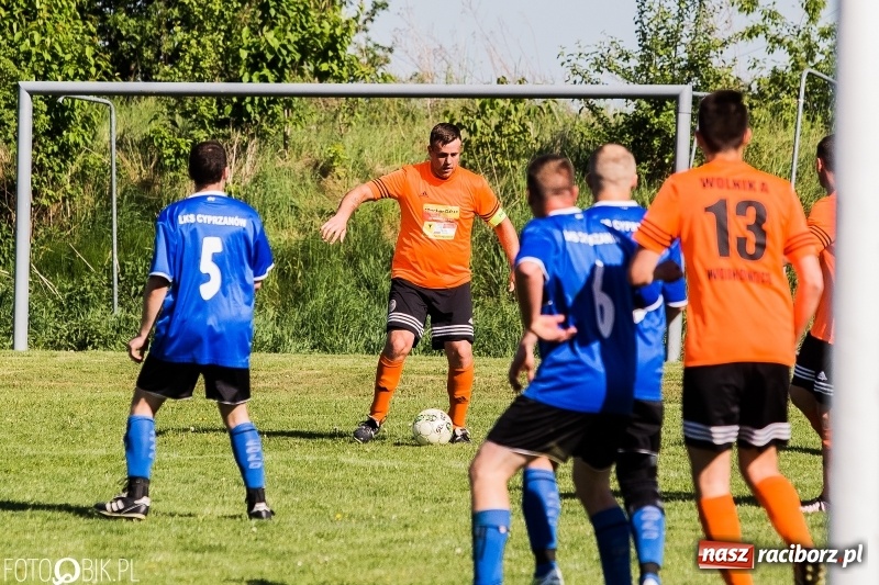 Zdjęcie w galerii na portalu naszraciborz.pl: Pewne zwycięstwo Cyprzanowa w starciu z Wojnowicami wiadomości z regionu
