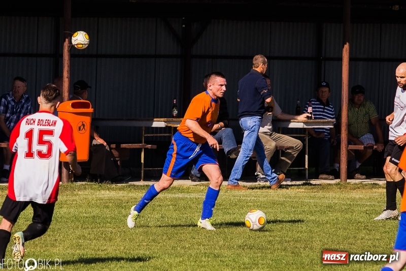 Zdjęcie w galerii na portalu naszraciborz.pl: C klasa: Miłe złego początki. Zmiana w fotelu lidera wiadomości z regionu