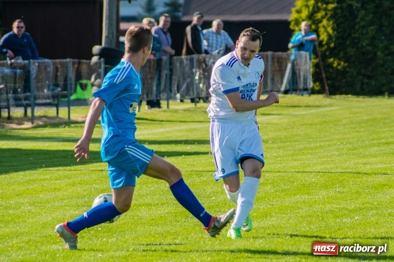 Zdjęcie w galerii na portalu naszraciborz.pl: Klasa okręgowa. Choć bardzo się starali, murów Fortecy nie sforsowali wiadomości z regionu