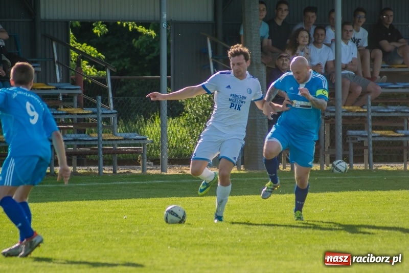 Zdjęcie w galerii na portalu naszraciborz.pl: Klasa okręgowa. Choć bardzo się starali, murów Fortecy nie sforsowali wiadomości z regionu