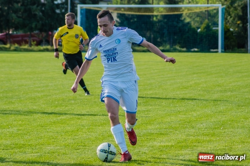 Zdjęcie w galerii na portalu naszraciborz.pl: Klasa okręgowa. Choć bardzo się starali, murów Fortecy nie sforsowali wiadomości z regionu