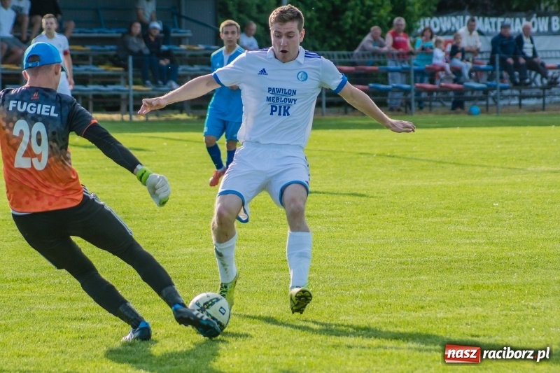 Zdjęcie w galerii na portalu naszraciborz.pl: Klasa okręgowa. Choć bardzo się starali, murów Fortecy nie sforsowali wiadomości z regionu