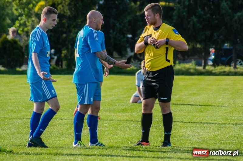 Zdjęcie w galerii na portalu naszraciborz.pl: Klasa okręgowa. Choć bardzo się starali, murów Fortecy nie sforsowali wiadomości z regionu
