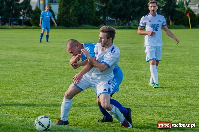 Zdjęcie w galerii na portalu naszraciborz.pl: Klasa okręgowa. Choć bardzo się starali, murów Fortecy nie sforsowali wiadomości z regionu