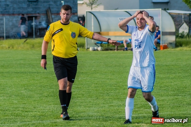 Zdjęcie w galerii na portalu naszraciborz.pl: Klasa okręgowa. Choć bardzo się starali, murów Fortecy nie sforsowali wiadomości z regionu