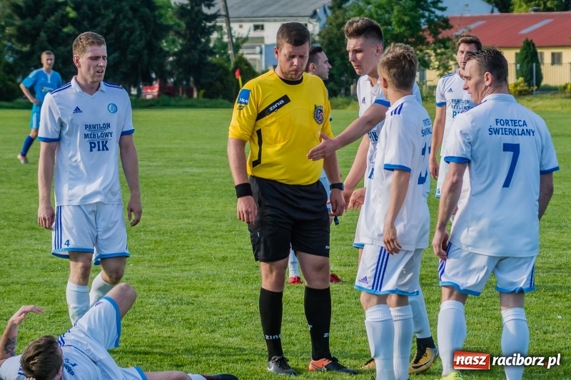 Zdjęcie w galerii na portalu naszraciborz.pl: Klasa okręgowa. Choć bardzo się starali, murów Fortecy nie sforsowali wiadomości z regionu