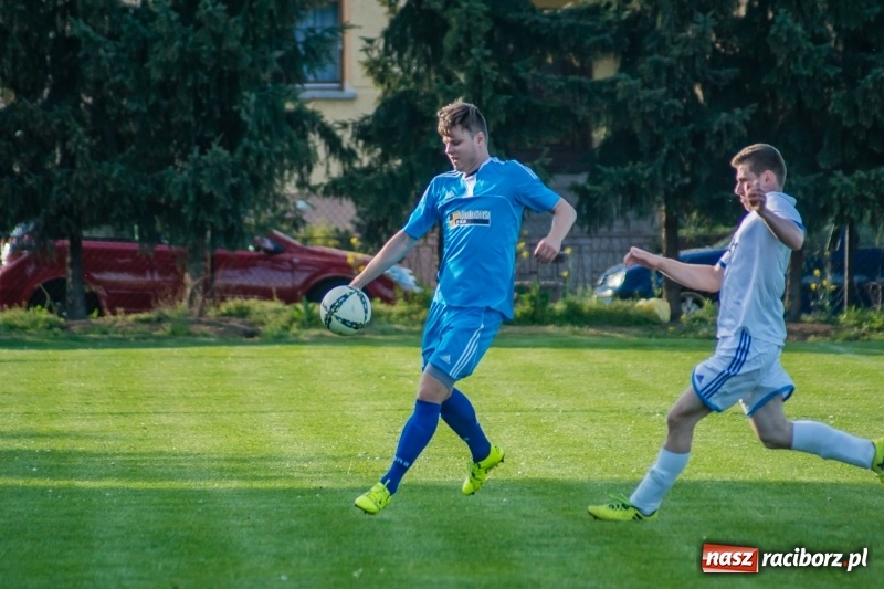 Zdjęcie w galerii na portalu naszraciborz.pl: Klasa okręgowa. Choć bardzo się starali, murów Fortecy nie sforsowali wiadomości z regionu