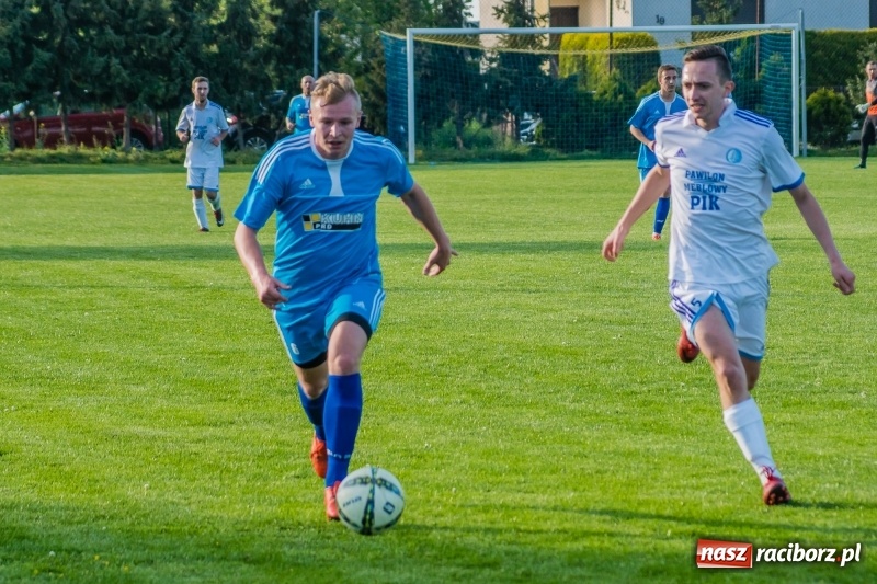 Zdjęcie w galerii na portalu naszraciborz.pl: Klasa okręgowa. Choć bardzo się starali, murów Fortecy nie sforsowali wiadomości z regionu