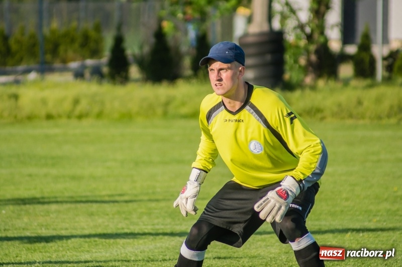Zdjęcie w galerii na portalu naszraciborz.pl: Klasa okręgowa. Choć bardzo się starali, murów Fortecy nie sforsowali wiadomości z regionu