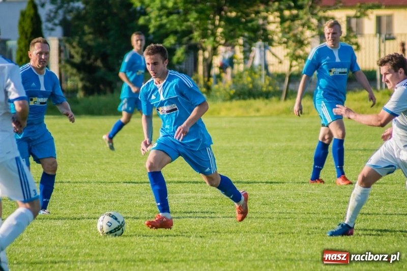 Zdjęcie w galerii na portalu naszraciborz.pl: Klasa okręgowa. Choć bardzo się starali, murów Fortecy nie sforsowali wiadomości z regionu