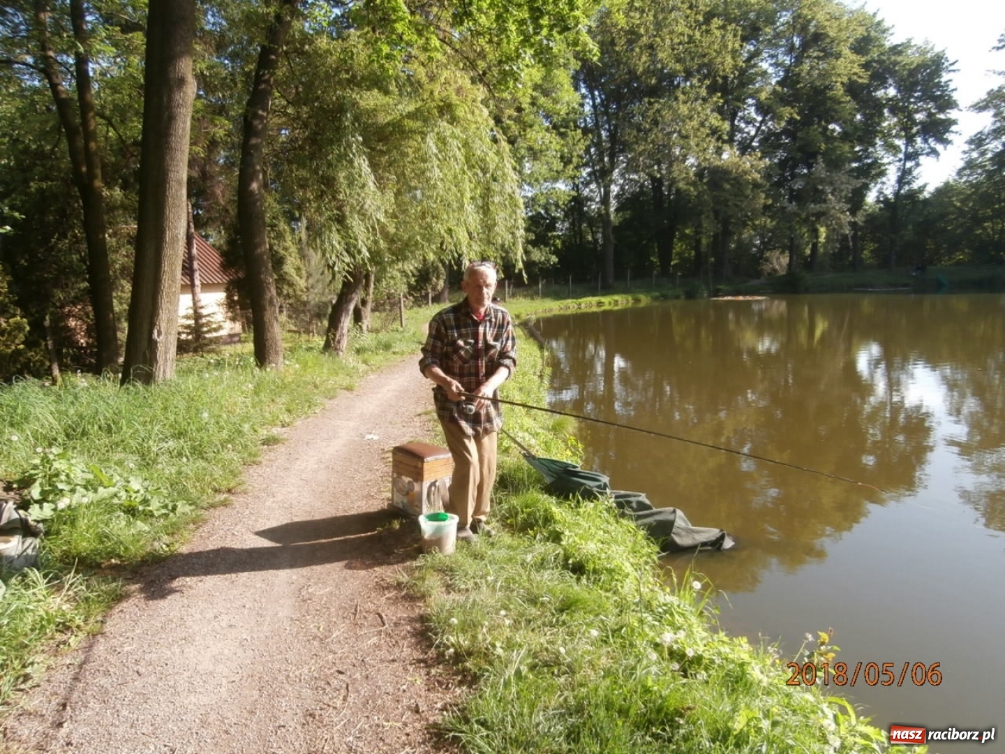 Zdjęcie w galerii na portalu naszraciborz.pl: W Tworkowie rywalizowali o tytuł mistrza koła PZW 109 wiadomości z regionu