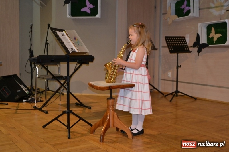 Zdjęcie w galerii na portalu naszraciborz.pl: XXIV Przegląd Młodych Talentów w Tworkowie wiadomości z regionu