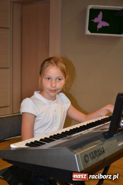 Zdjęcie w galerii na portalu naszraciborz.pl: XXIV Przegląd Młodych Talentów w Tworkowie wiadomości z regionu