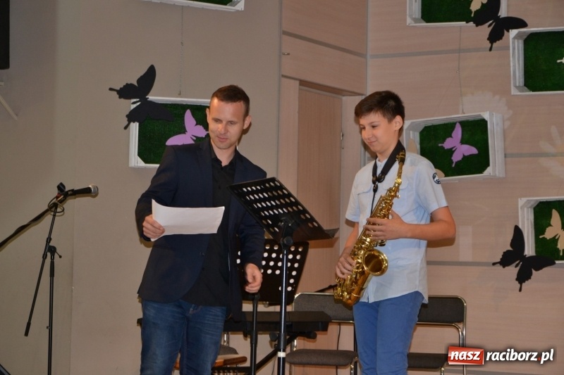 Zdjęcie w galerii na portalu naszraciborz.pl: XXIV Przegląd Młodych Talentów w Tworkowie wiadomości z regionu