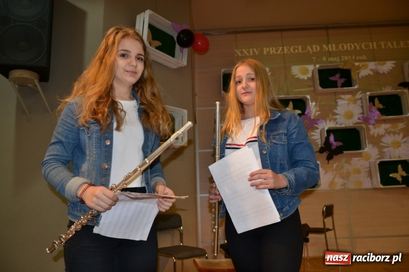 Zdjęcie w galerii na portalu naszraciborz.pl: XXIV Przegląd Młodych Talentów w Tworkowie wiadomości z regionu