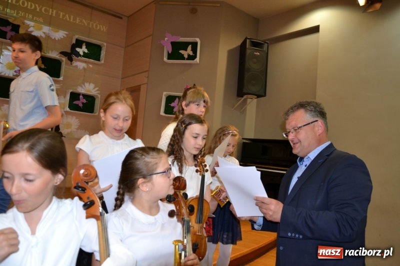 Zdjęcie w galerii na portalu naszraciborz.pl: XXIV Przegląd Młodych Talentów w Tworkowie wiadomości z regionu