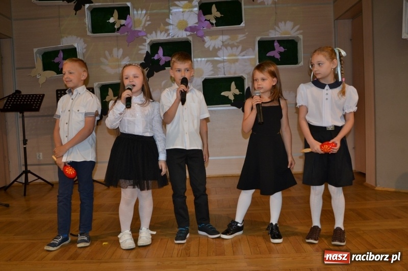 Zdjęcie w galerii na portalu naszraciborz.pl: XXIV Przegląd Młodych Talentów w Tworkowie wiadomości z regionu
