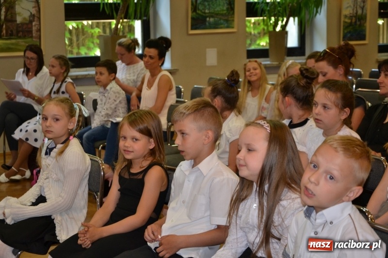 Zdjęcie w galerii na portalu naszraciborz.pl: XXIV Przegląd Młodych Talentów w Tworkowie wiadomości z regionu