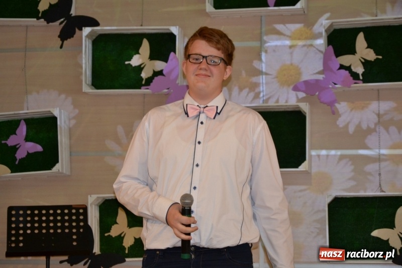 Zdjęcie w galerii na portalu naszraciborz.pl: XXIV Przegląd Młodych Talentów w Tworkowie wiadomości z regionu