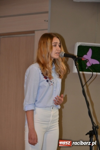 Zdjęcie w galerii na portalu naszraciborz.pl: XXIV Przegląd Młodych Talentów w Tworkowie wiadomości z regionu