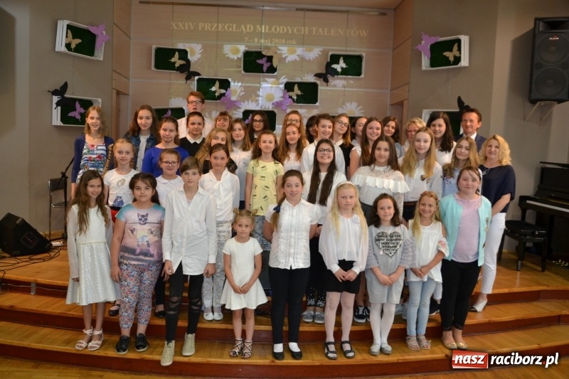 Zdjęcie w galerii na portalu naszraciborz.pl: XXIV Przegląd Młodych Talentów w Tworkowie wiadomości z regionu