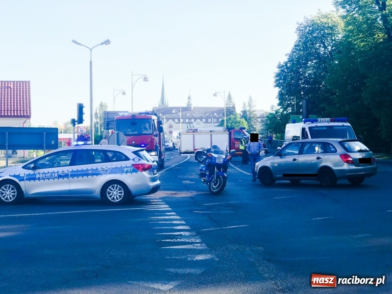 Zdjęcie w galerii na portalu naszraciborz.pl: 29-latek z yamahy w szpitalu. Zdarzenie pod Mechanikiem  wiadomości z regionu