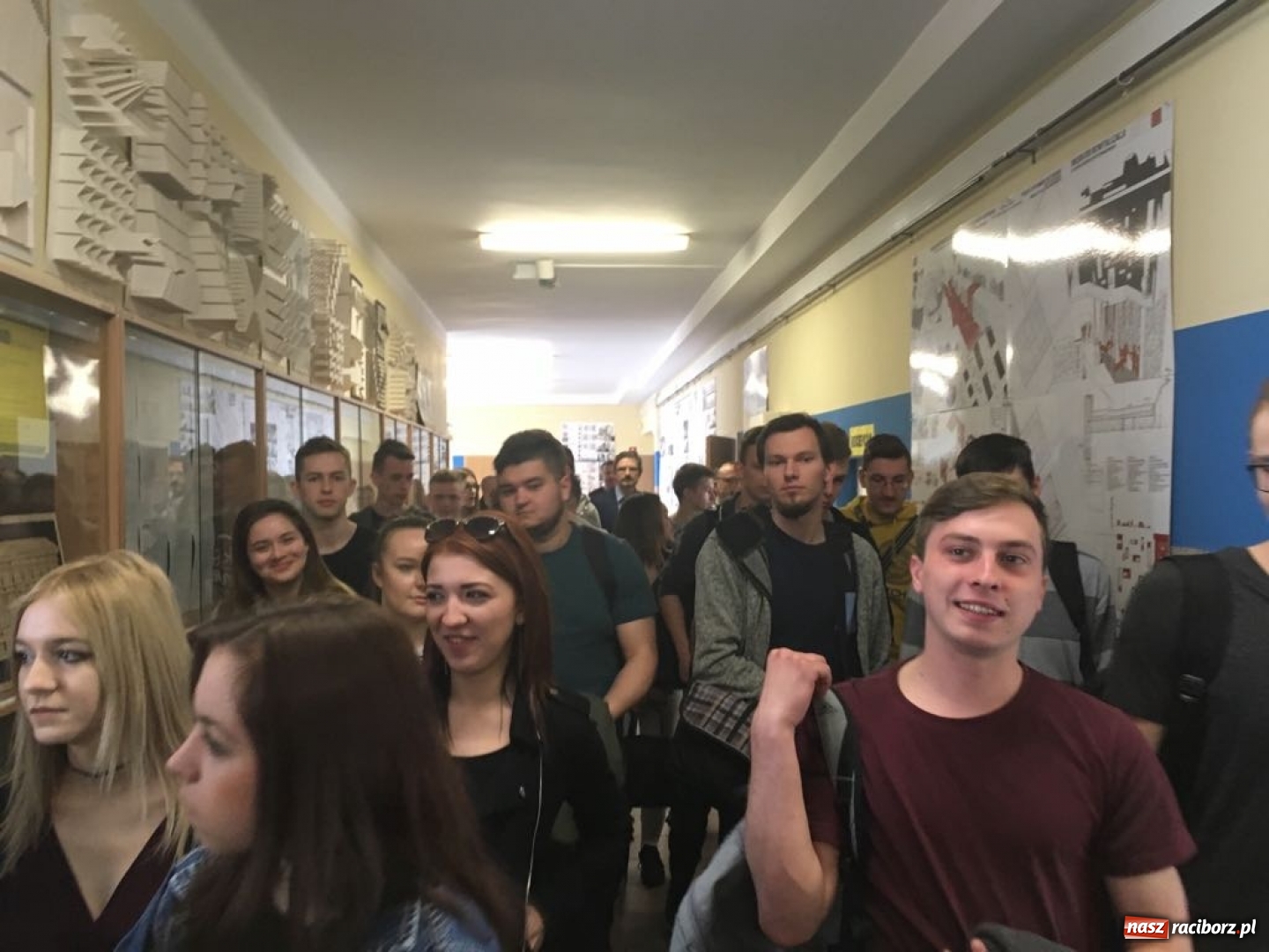 Zdjęcie w galerii na portalu naszraciborz.pl: PWSZ w Raciborzu zachęca do studiowania wiadomości z regionu