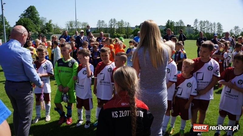 Zdjęcie w galerii na portalu naszraciborz.pl: Młodzi zawodnicy LKS Tworków na VI Memoriale im. Przemysława Grabowskiego w Grodkowie wiadomości z regionu