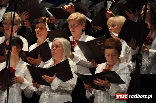 Zdjęcie w galerii na portalu naszraciborz.pl: Nie zapomnieli o Chopinie... wiadomości z regionu