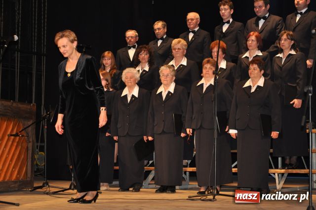 Zdjęcie w galerii na portalu naszraciborz.pl: Nie zapomnieli o Chopinie... wiadomości z regionu