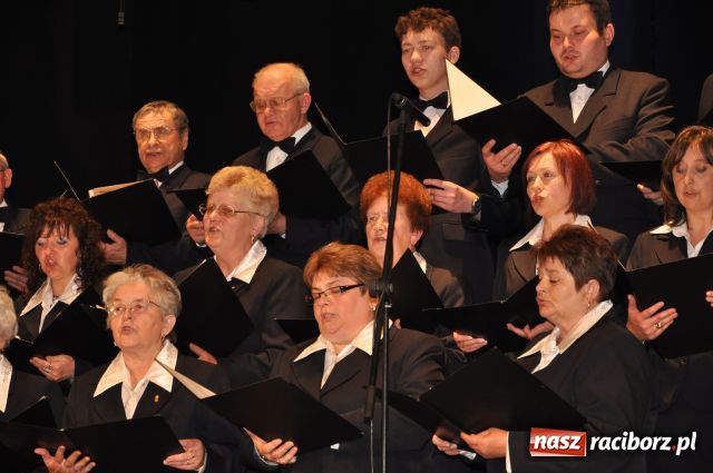 Zdjęcie w galerii na portalu naszraciborz.pl: Nie zapomnieli o Chopinie... wiadomości z regionu