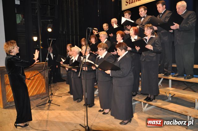 Zdjęcie w galerii na portalu naszraciborz.pl: Nie zapomnieli o Chopinie... wiadomości z regionu