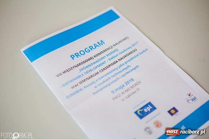 Zdjęcie w galerii na portalu naszraciborz.pl: Zrównoważony rozwój jako miernik postępu. Dyskusja panelowa w PWSZ wiadomości z regionu