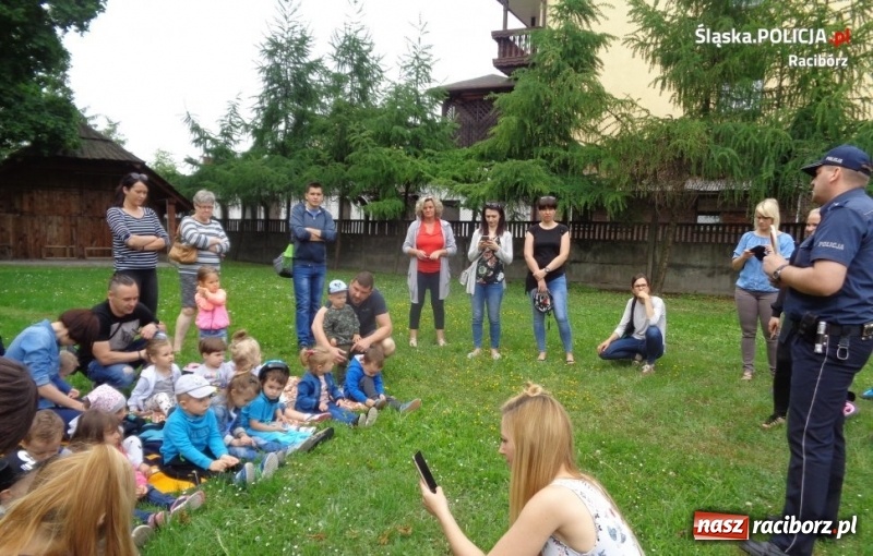 Zdjęcie w galerii na portalu naszraciborz.pl: Turniej rowerowy przedszkolaków pod czujnym okiem dzielnicowych wiadomości z regionu