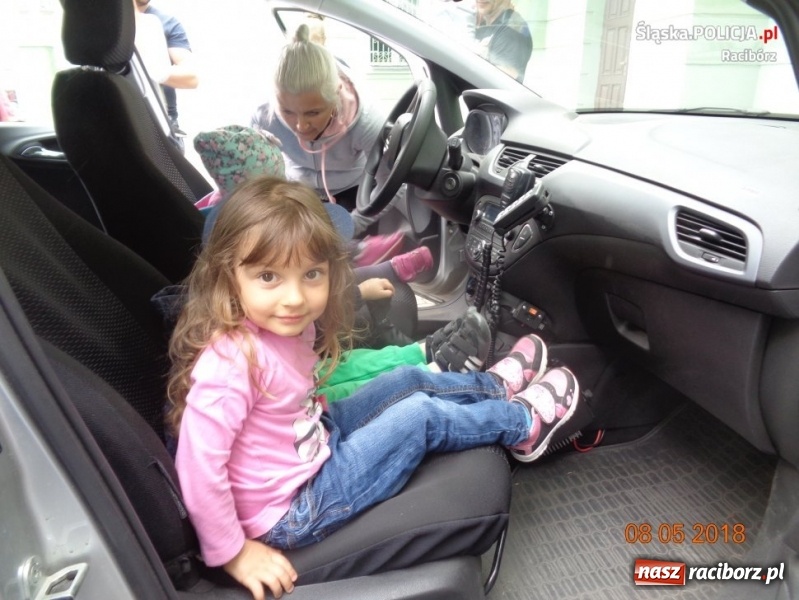 Zdjęcie w galerii na portalu naszraciborz.pl: Turniej rowerowy przedszkolaków pod czujnym okiem dzielnicowych wiadomości z regionu