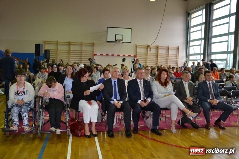 Zdjęcie w galerii na portalu naszraciborz.pl: Festiwal Pozytywnych Wartości w Bieńkowicach  wiadomości z regionu