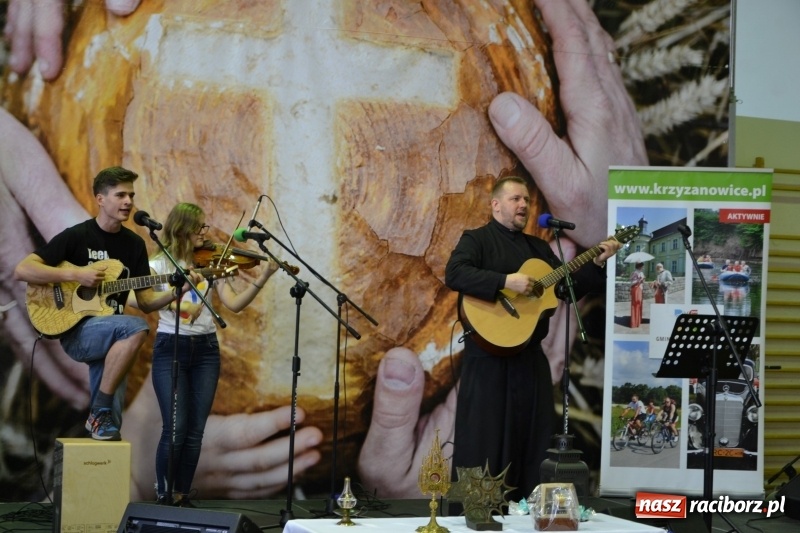 Zdjęcie w galerii na portalu naszraciborz.pl: Festiwal Pozytywnych Wartości w Bieńkowicach  wiadomości z regionu