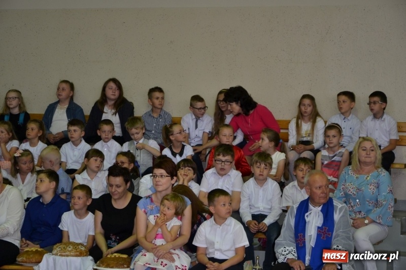 Zdjęcie w galerii na portalu naszraciborz.pl: Festiwal Pozytywnych Wartości w Bieńkowicach  wiadomości z regionu