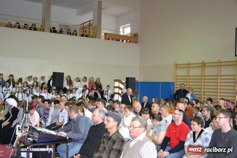 Zdjęcie w galerii na portalu naszraciborz.pl: Festiwal Pozytywnych Wartości w Bieńkowicach  wiadomości z regionu