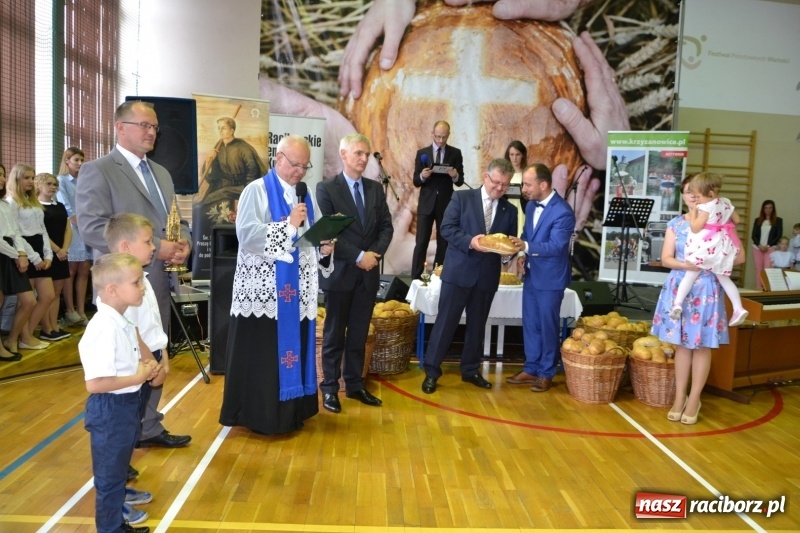 Zdjęcie w galerii na portalu naszraciborz.pl: Festiwal Pozytywnych Wartości w Bieńkowicach  wiadomości z regionu