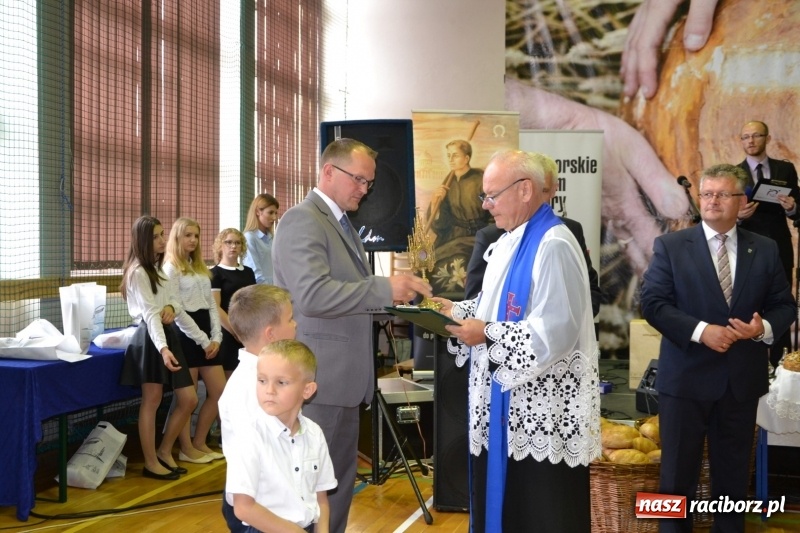 Zdjęcie w galerii na portalu naszraciborz.pl: Festiwal Pozytywnych Wartości w Bieńkowicach  wiadomości z regionu