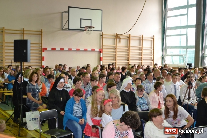 Zdjęcie w galerii na portalu naszraciborz.pl: Festiwal Pozytywnych Wartości w Bieńkowicach  wiadomości z regionu