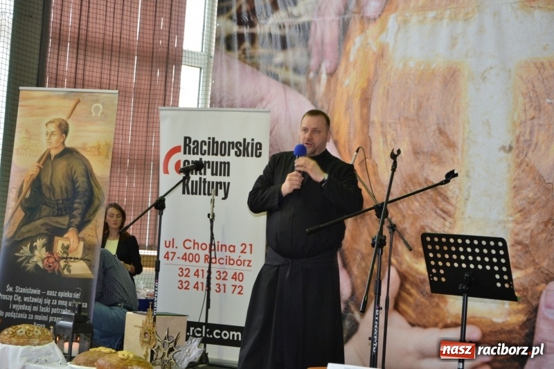 Zdjęcie w galerii na portalu naszraciborz.pl: Festiwal Pozytywnych Wartości w Bieńkowicach  wiadomości z regionu