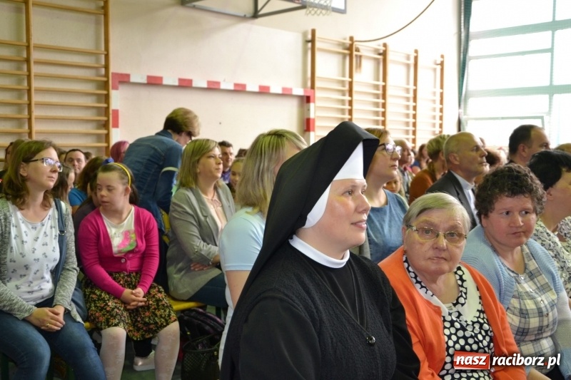 Zdjęcie w galerii na portalu naszraciborz.pl: Festiwal Pozytywnych Wartości w Bieńkowicach  wiadomości z regionu