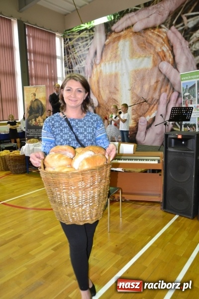 Zdjęcie w galerii na portalu naszraciborz.pl: Festiwal Pozytywnych Wartości w Bieńkowicach  wiadomości z regionu